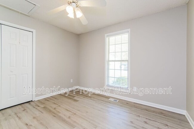 Building Photo - 2809 Leicester Ct