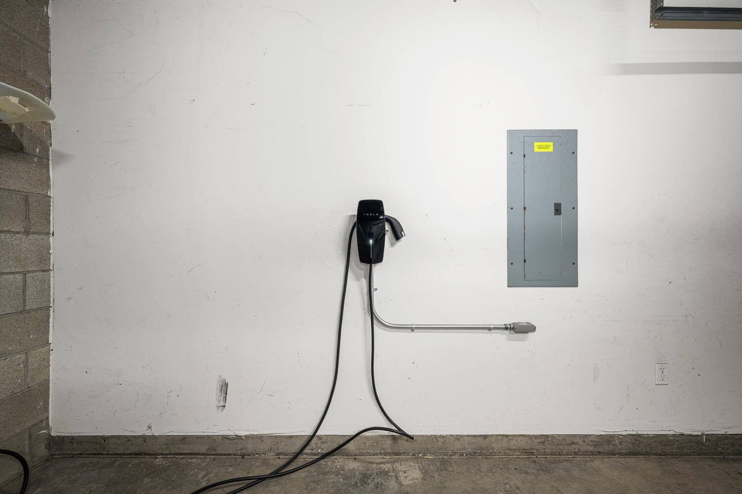 Building Photo - 7403 S Sepulveda Blvd