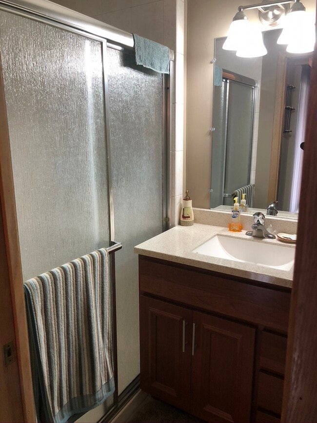 Building Photo - 10321 W North Ave