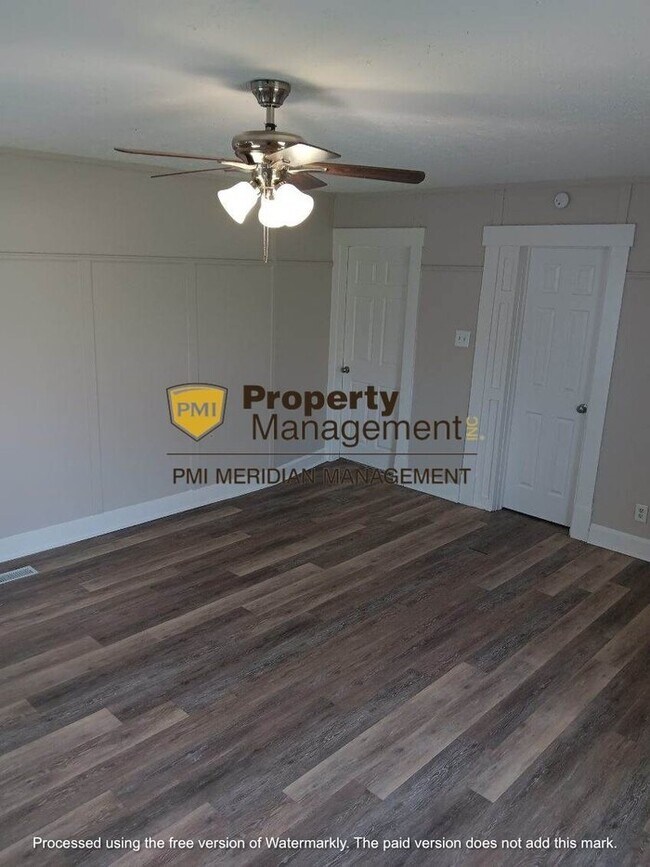 Building Photo - Charming 1-Bedroom Home with Spacious Layo...