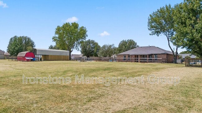 Building Photo - 11665 N 156th E Ave