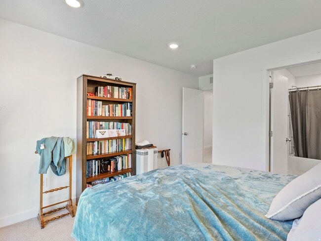 Building Photo - 4136 Winder Ln