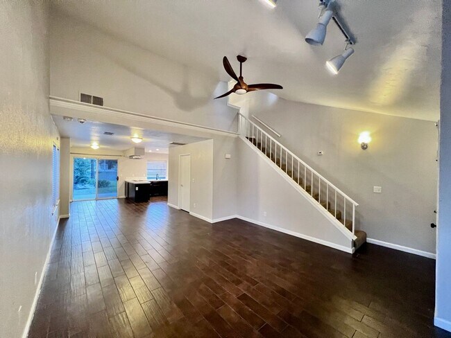 Building Photo - $2,300 Champlain Dr. & Fort Washington, 3 ...