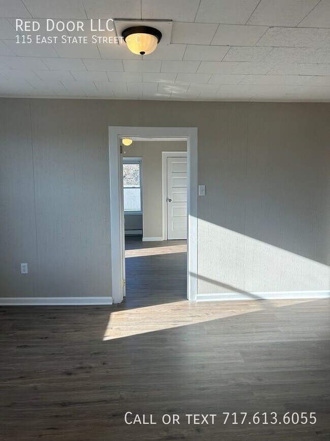 Building Photo - 115 E State St