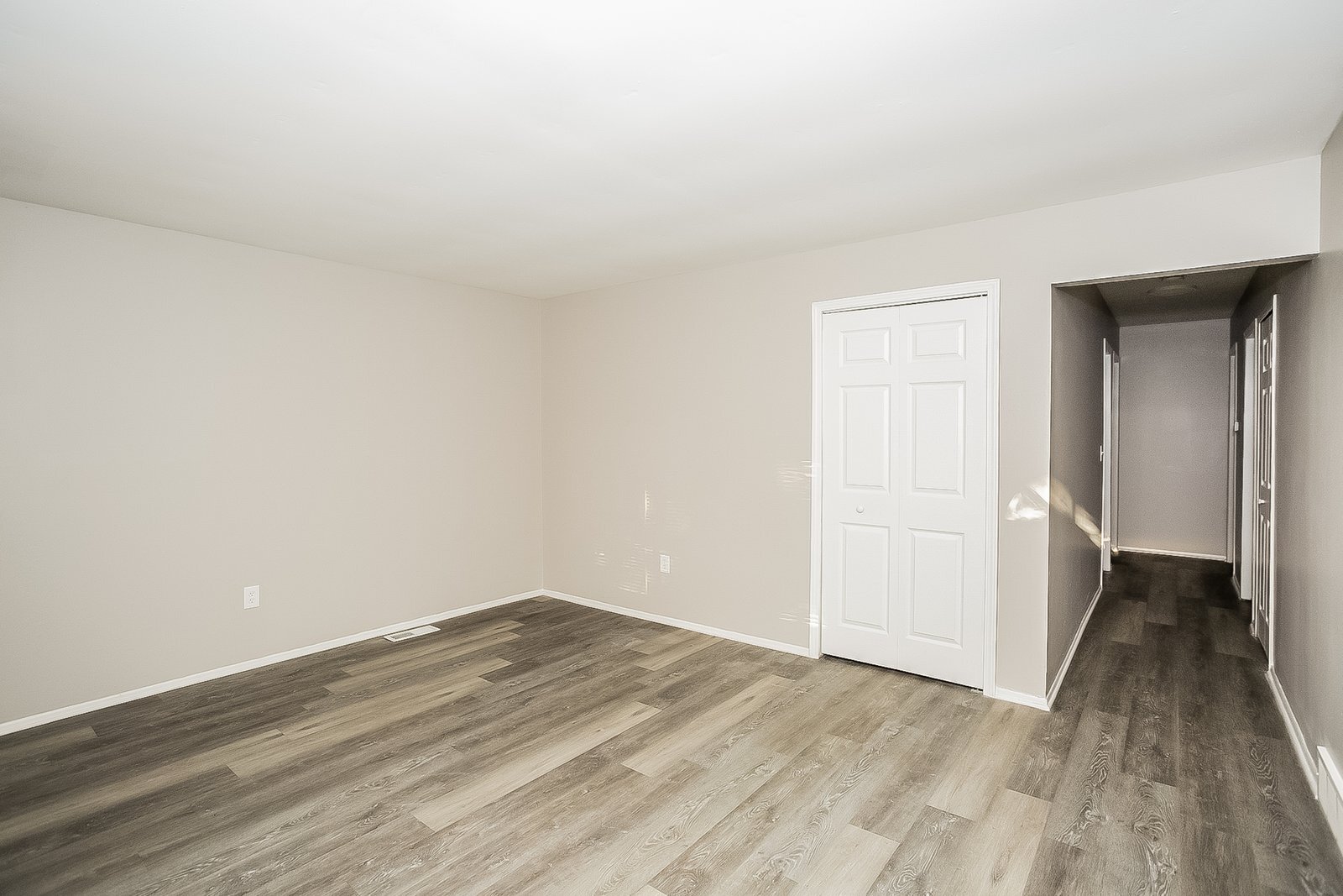 Building Photo - 1957 S Christine St