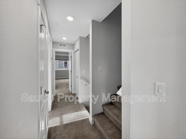Building Photo - 17022 SW Lemongrass Ln