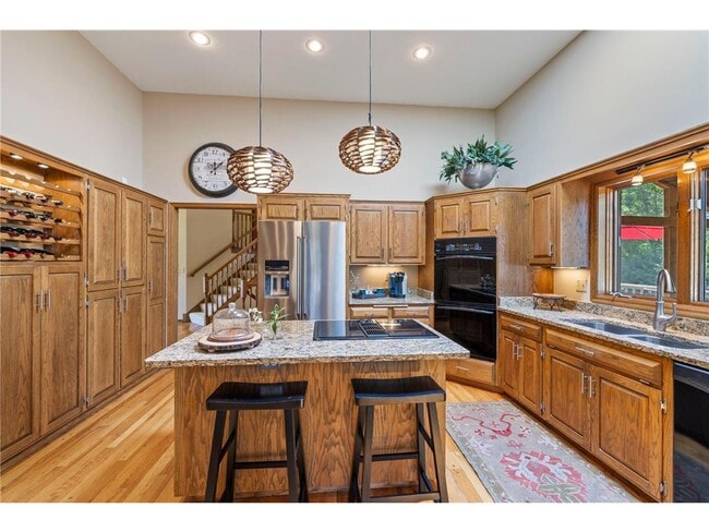 Building Photo - 9378 Olympia Dr