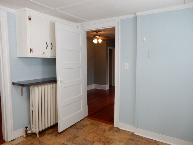 Building Photo - Allison/434