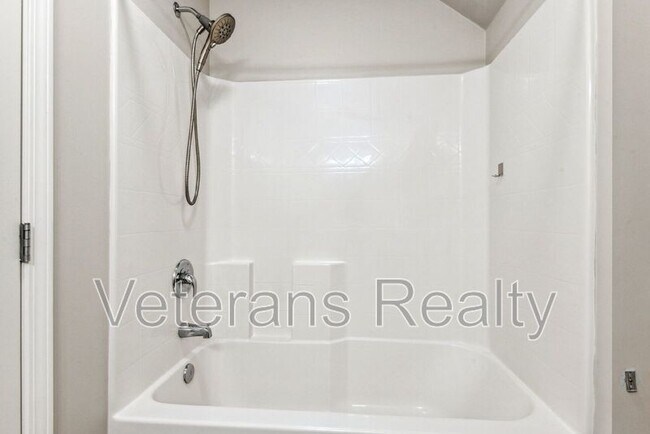 Building Photo - 13444 Willow Oak Cir