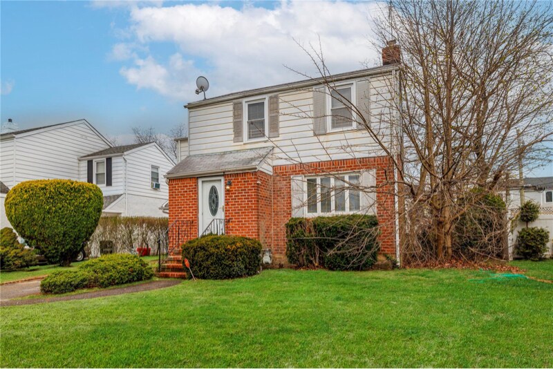 Primary Photo - 66 Nassau St