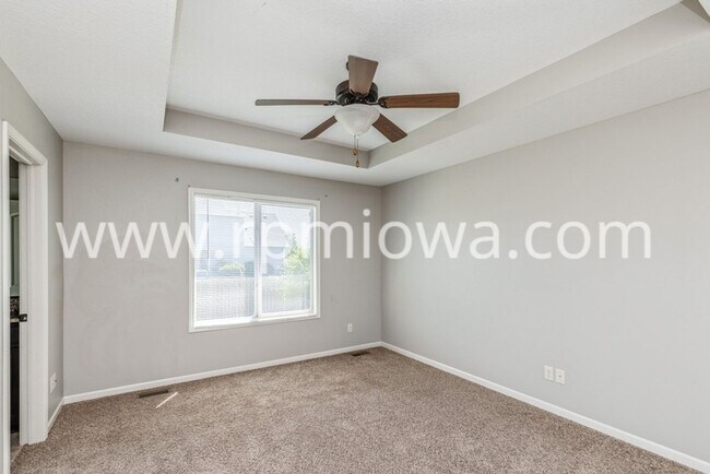 Building Photo - NORTH ANKENY HOME!! 4 Bedroom, 2.5 Bathroom Home
