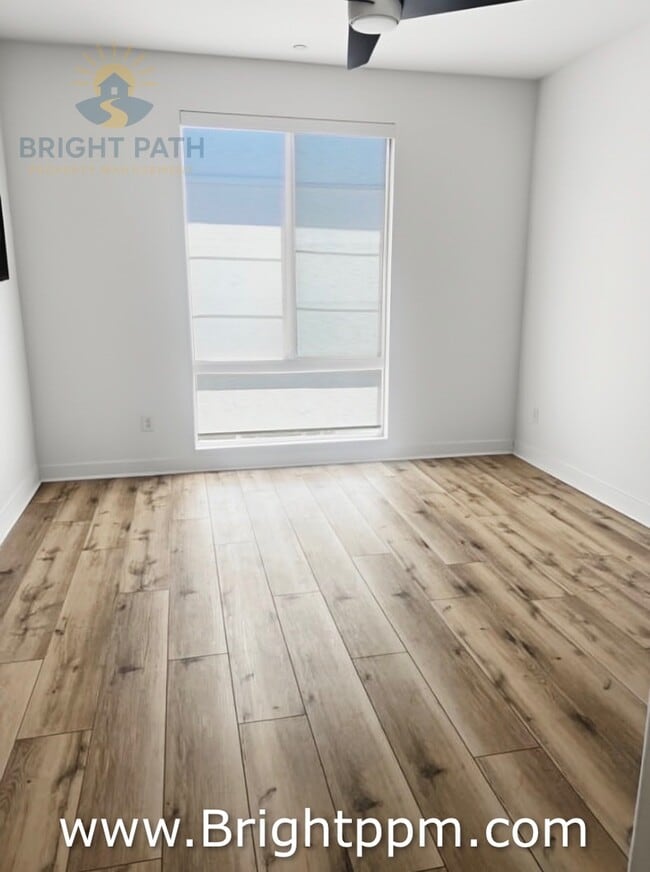 Building Photo - 1539 Newland Dr