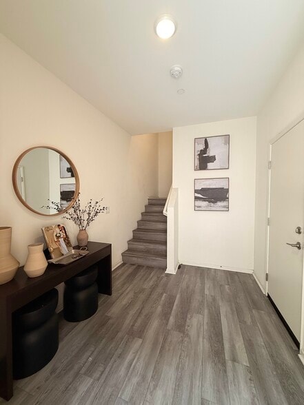 Building Photo - 5216 Beachfront Cove St