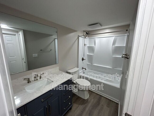 Building Photo - 1161 Elloway Pl
