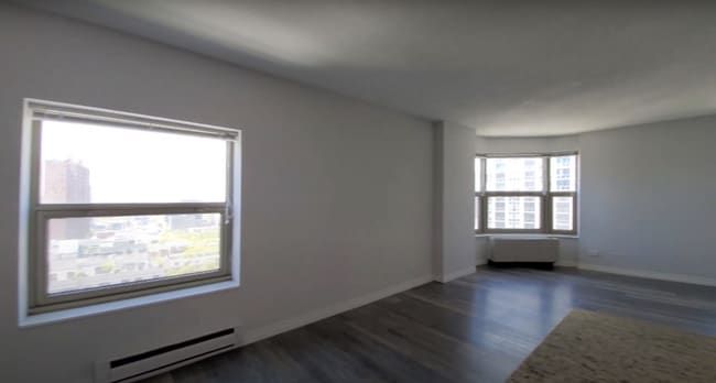 Building Photo - 41 E Chestnut St
