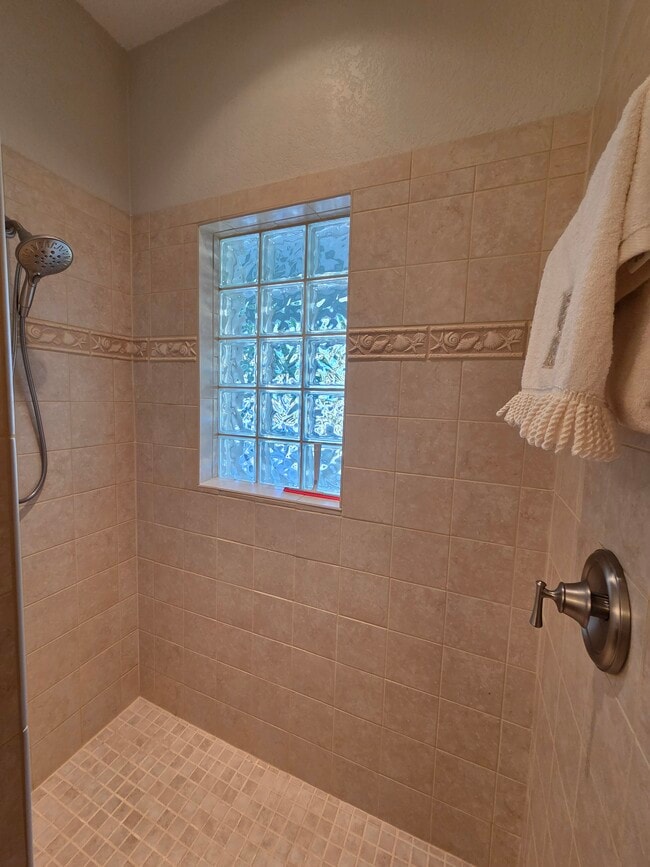 Building Photo - 1769 Manasota Beach Rd