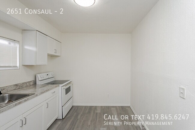 Building Photo - 2651 Consaul-2