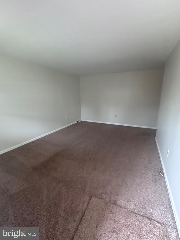 Building Photo - 28 Winard Cir