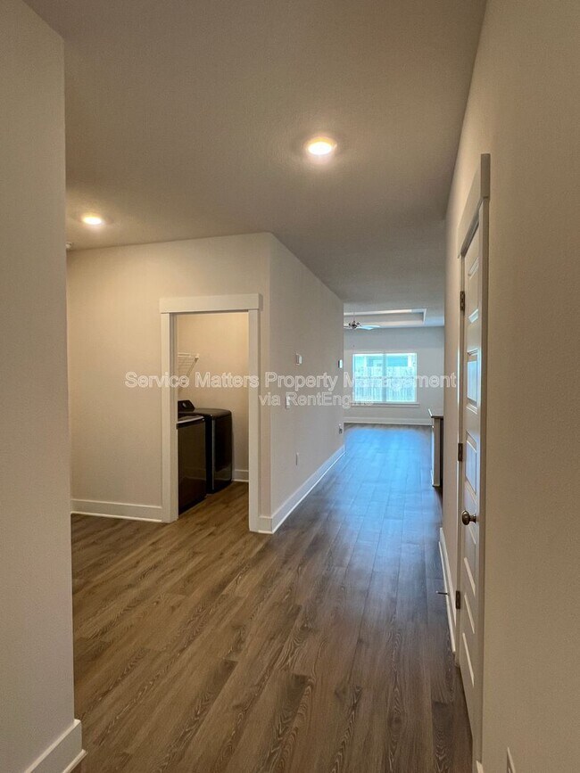 Building Photo - 4098 Blaney Ln