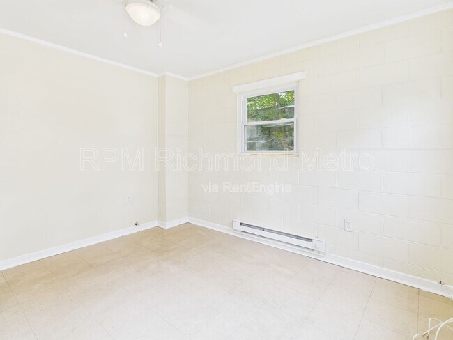 Building Photo - 923 N 20th St