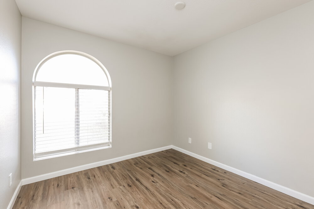 Building Photo - 6601 W Desert Cove Ave