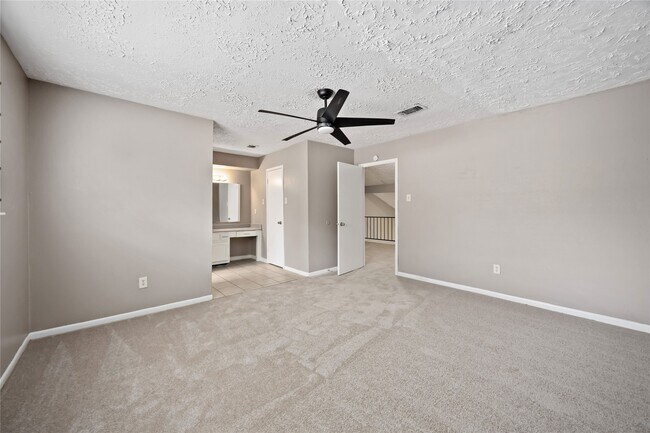 Building Photo - 12238 Wild Pine Dr