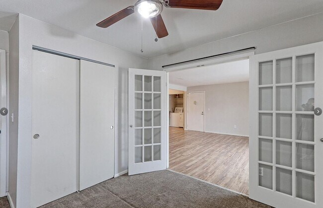 Building Photo - Well maintained Condo Westminster