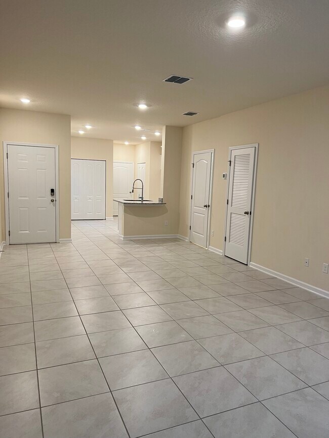 Building Photo - 58 Tahiti Shores Ct