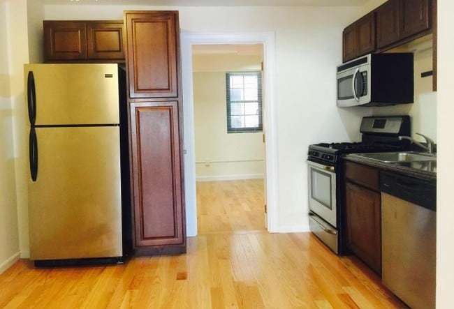 Building Photo - 94A Marion St