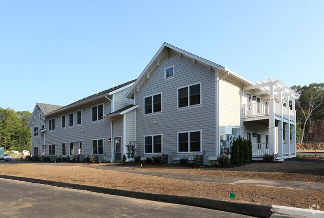 Building Photo - 140 E High St