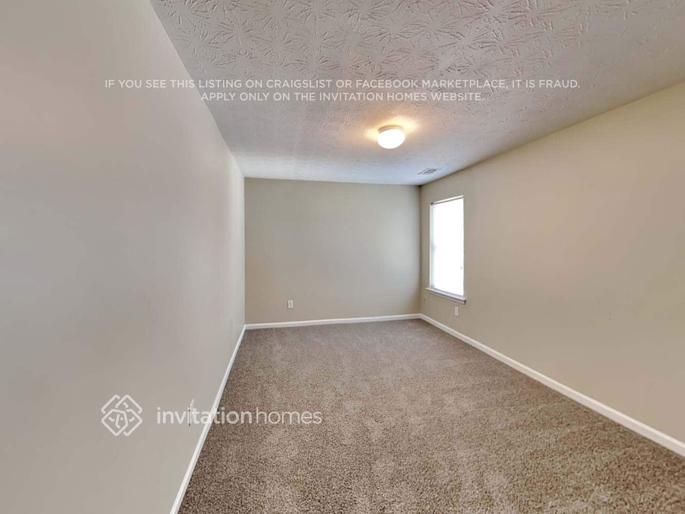 Building Photo - 4536 Parkway Cir