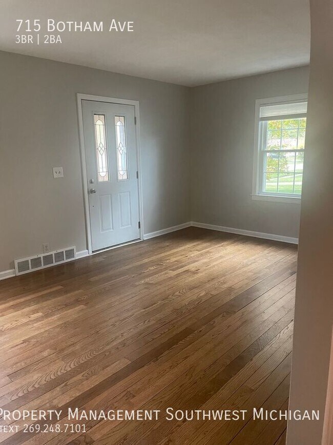 Cute Cape Cod home in St Joseph 715 Botham Ave St. Joseph MI 49085