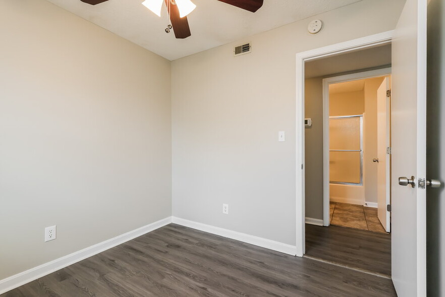 Building Photo - 6019 Highgrade Dr