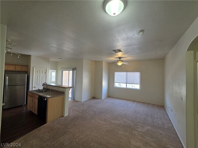 Building Photo - 6316 Beige Bluff St