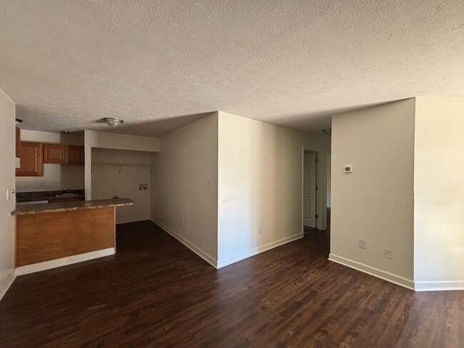 Building Photo - 6408 Starbrook Dr