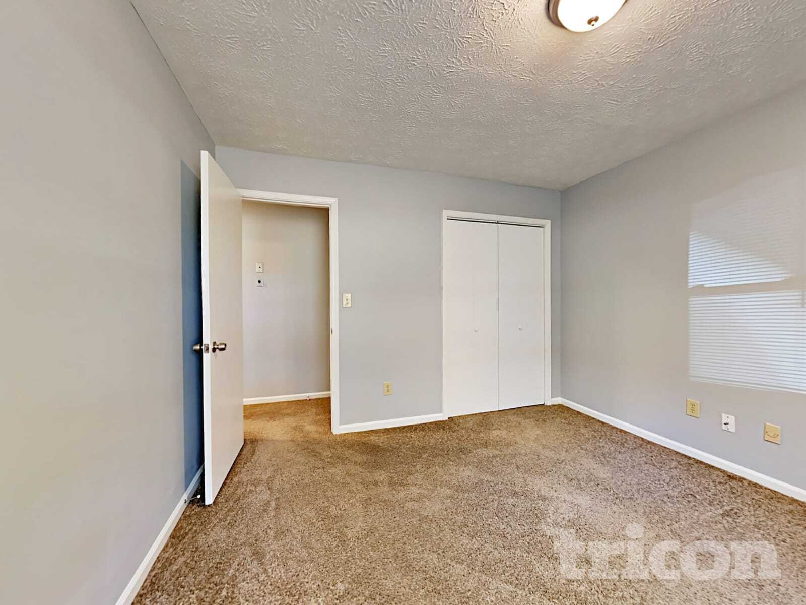 Building Photo - 1731 Hidden Acres Dr SW