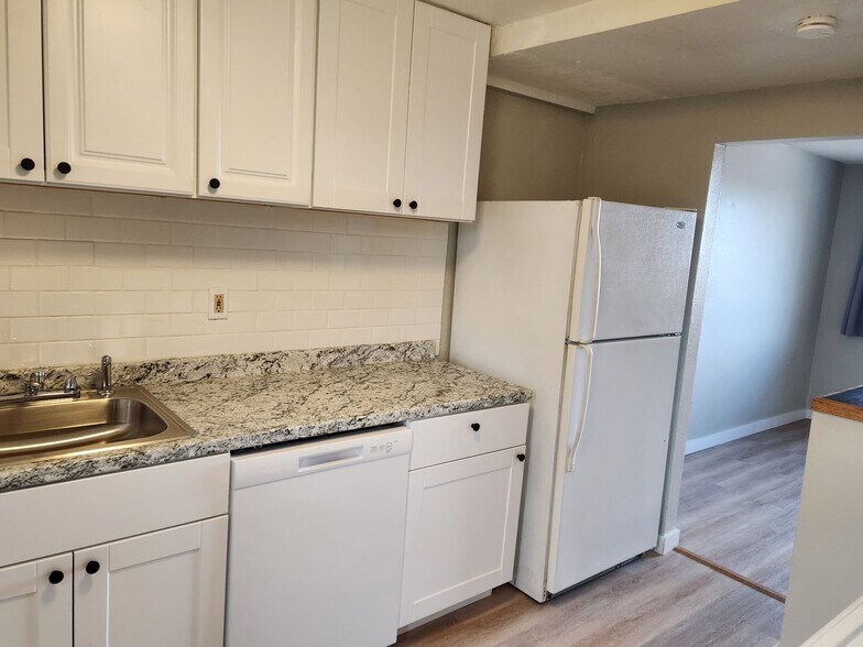 Building Photo - 1517 W Thomas Rd