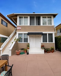 Building Photo - 23 19th Ave Venice, CA 90291