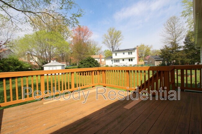 Building Photo - 5810 Sunderland Ct