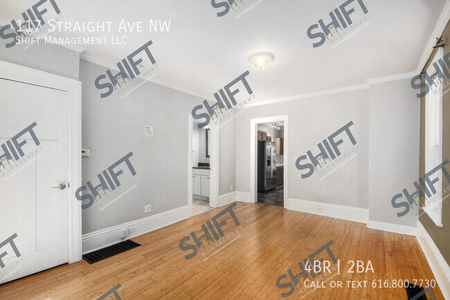 Building Photo - 117 Straight Ave NW