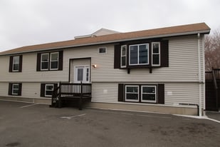 Building Photo - 47 Oak Island St