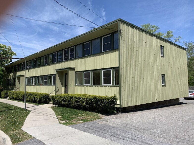 Building Photo - 172 Cliff St