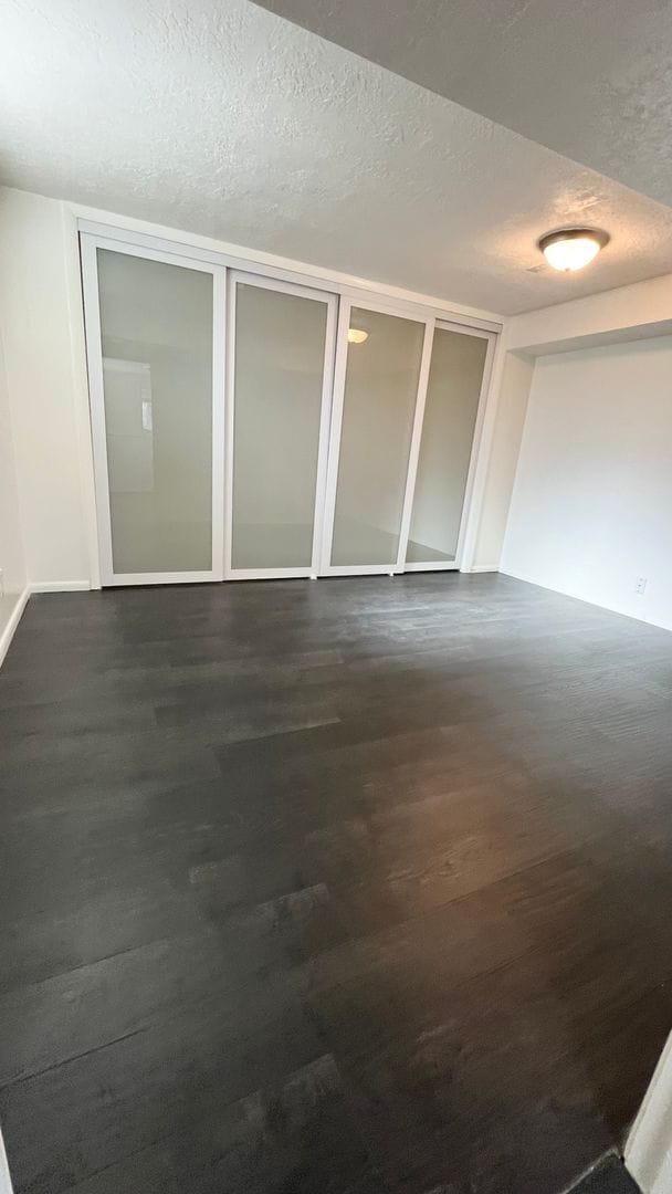 Building Photo - 5 Bedroom/3 Bathroom Home in Murray