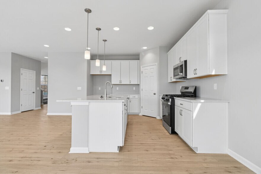 Building Photo - 5694 Ohio Trl
