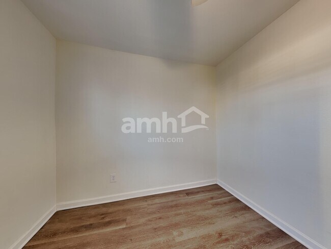 Building Photo - 13104 Young Fawn Ct