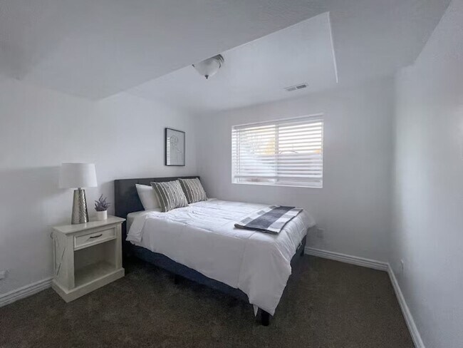 Building Photo - Fully Furnished 6 Bed, 3 Bath Home for Rent - Morgan, Utah