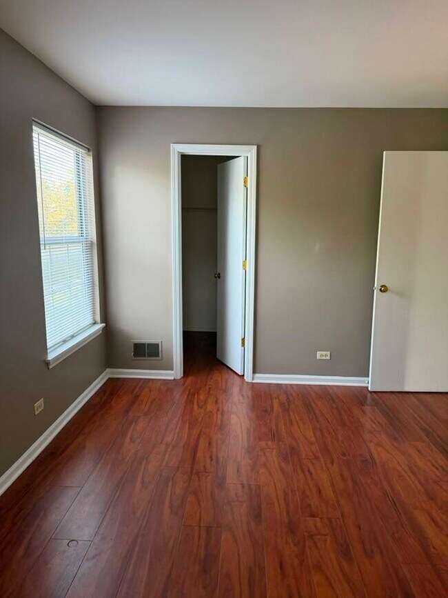Building Photo - 1228 Bradwell Ln