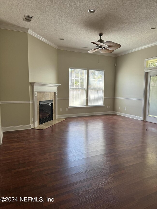 Building Photo - 1016 N 11th St