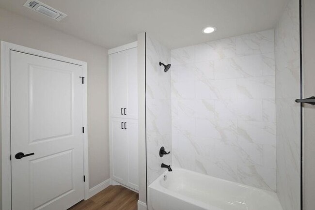 Building Photo - 4715 Scotty Dr