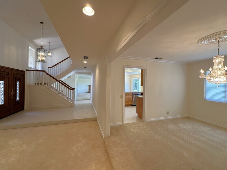 Building Photo - 26543 Academy Dr